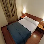 Konukevi Prada Borges 3*